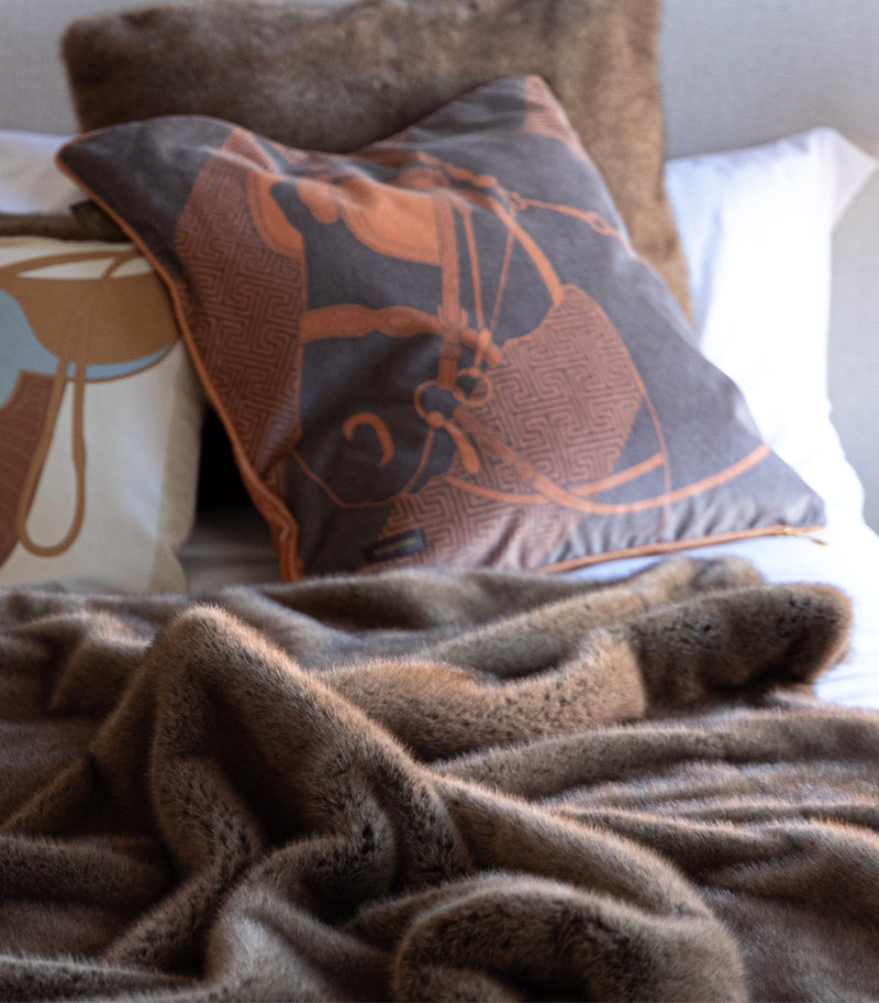 DECO HORSE CUSHION NEW LUXURY LINE BROWN