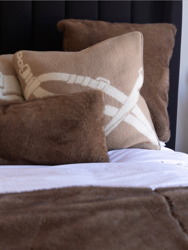 HALTER CUSHION NZ WOOL NOUGAT