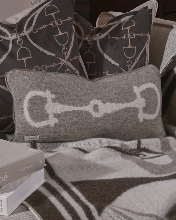 RETRO Luxury Cushion in 100% New Zealand Lambswool