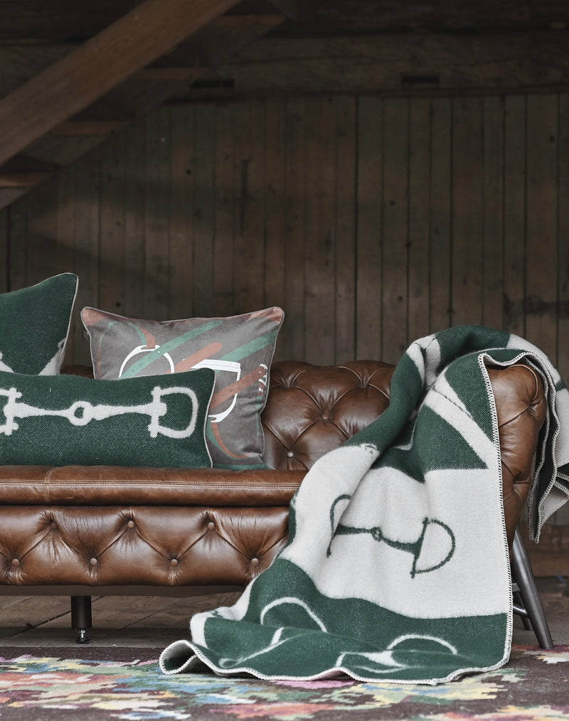 FOREST GREEN  RETRO CUSHION NZ WOOL 55X25 CM.