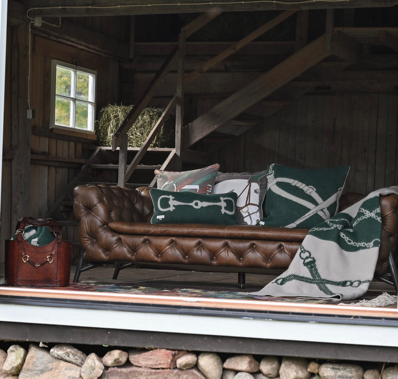 FOREST GREEN  RETRO CUSHION NZ WOOL 55X25 CM.