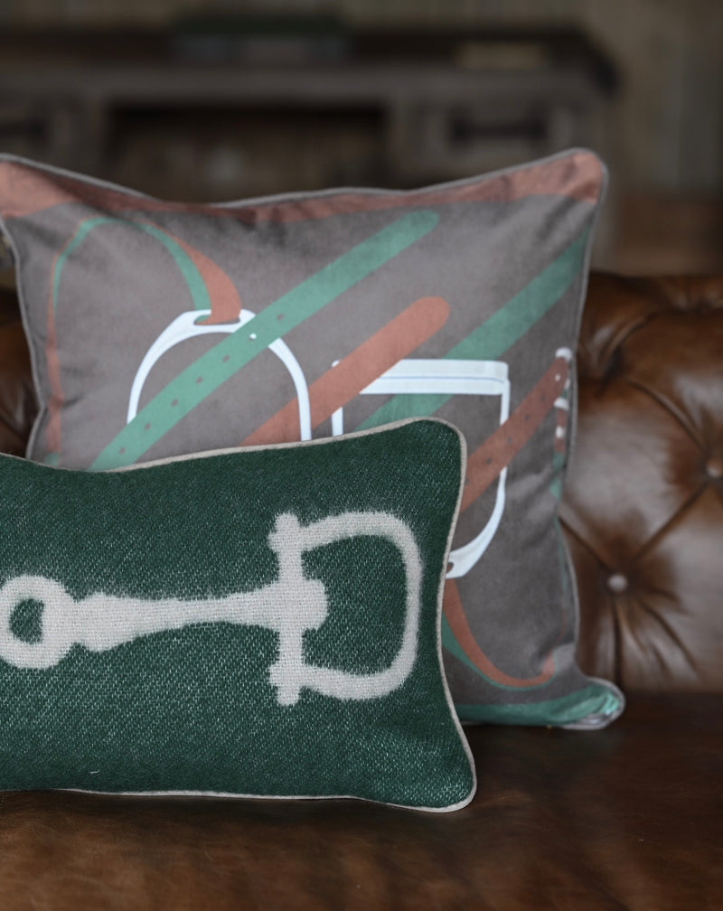 FOREST GREEN  RETRO CUSHION NZ WOOL 55X25 CM.