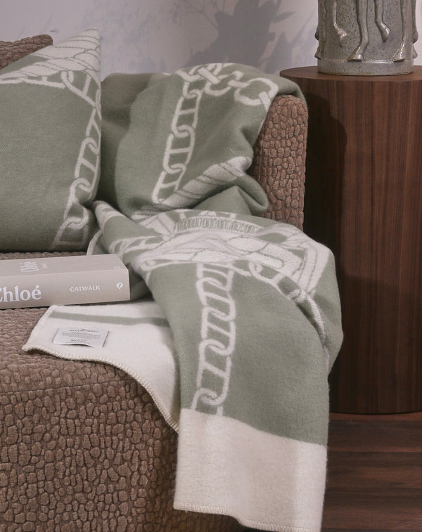 Chain Throw – 100% New Zealand Lambswool celadon green