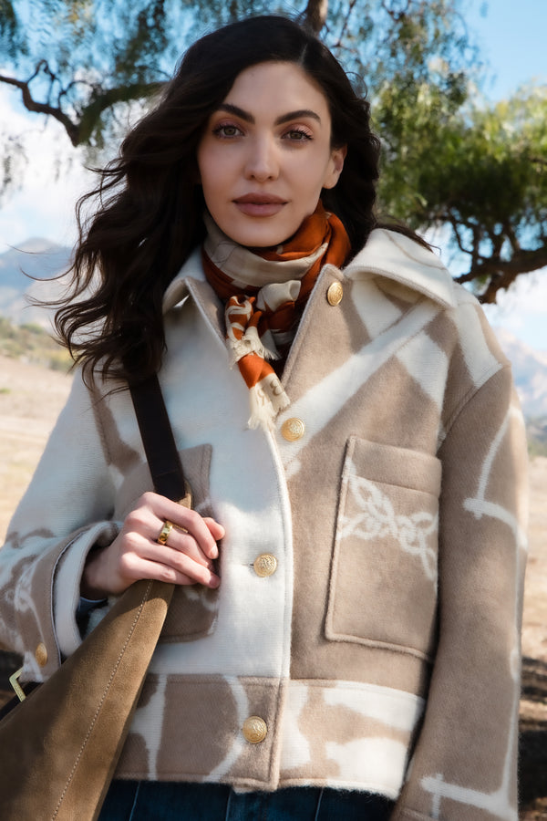 Classic lambswool Blanket Jacket – Nougat & Off-White