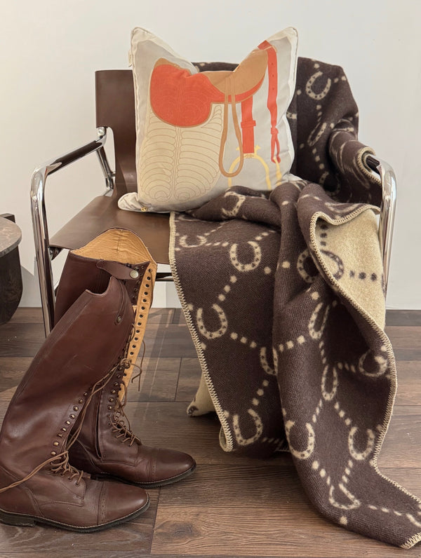 THROW HORSESHOE BROWN