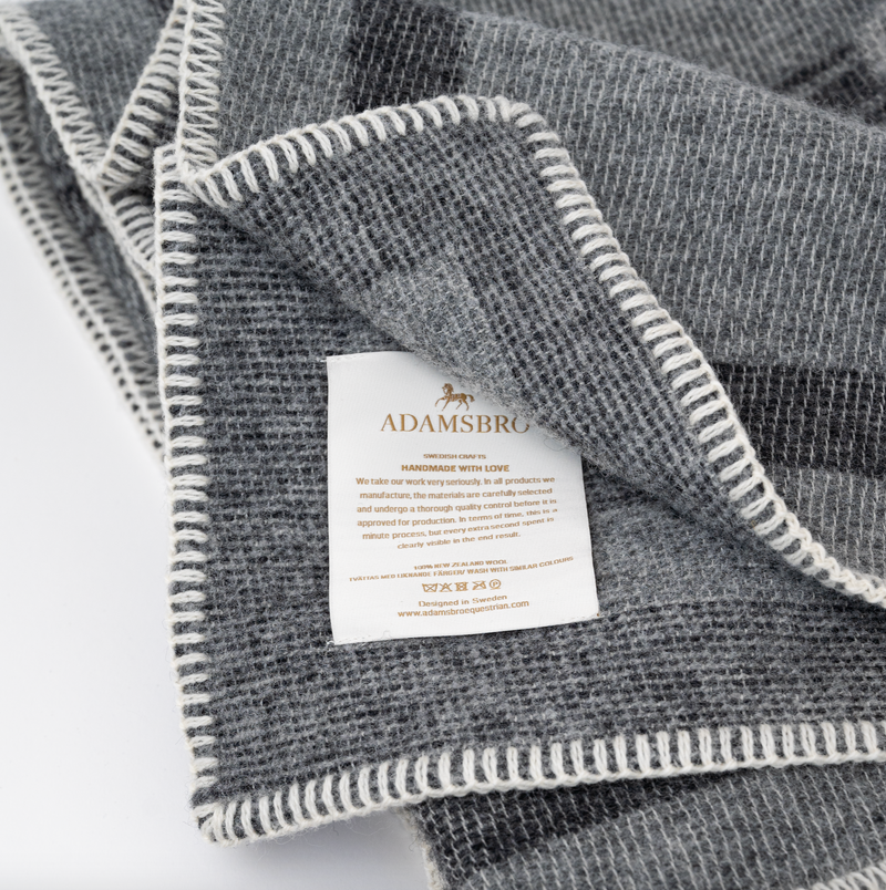 STRAP THROW NZ WOOL GREY