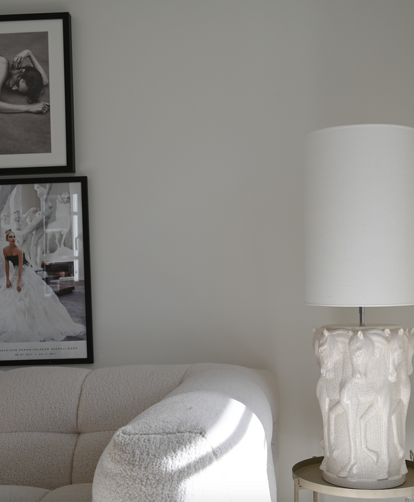 Lamp Stand Dancing Horses off-white Crack