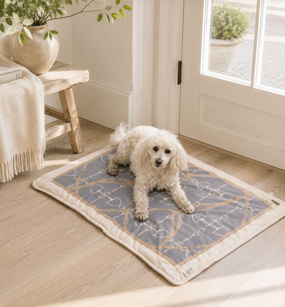 Reversible & Luxurious Day Bed for Pets and Babies – light blue.