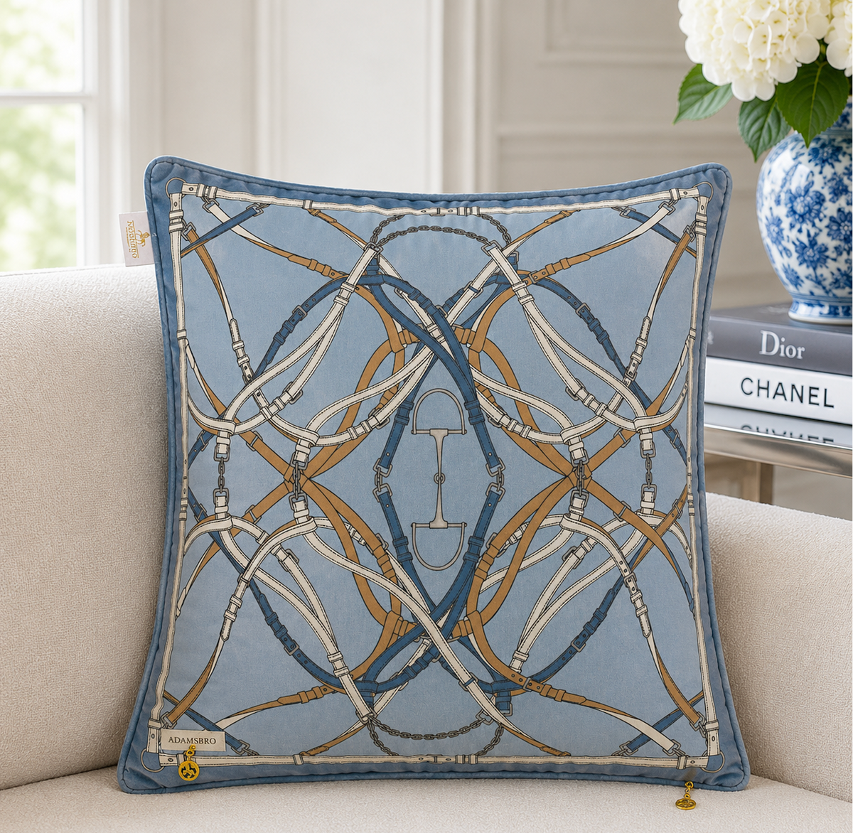 Bite velvet cushion Denim Blue