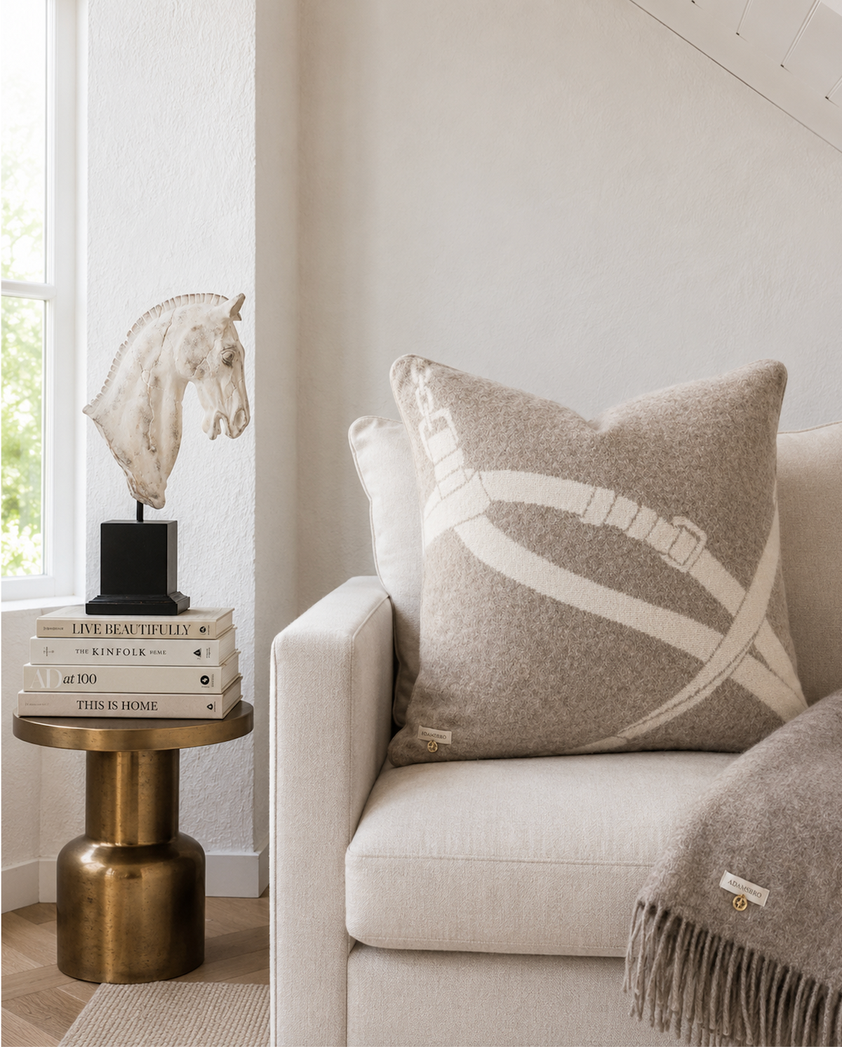 Luxury Cushion in 100% New Zealand Lambswool Beige Melange Halter