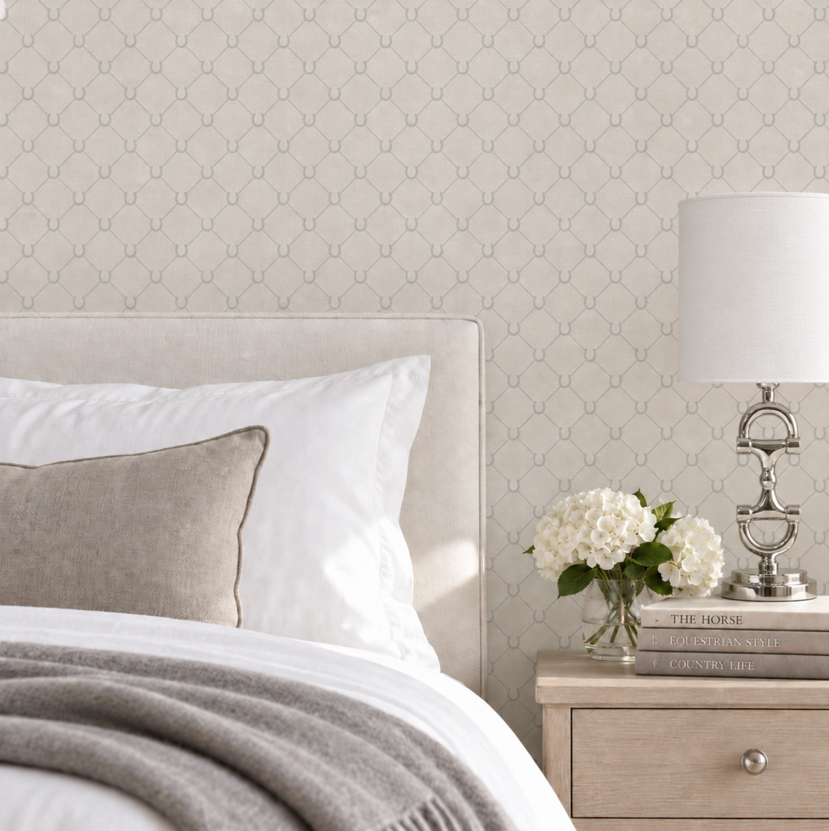 17-09-022-00 WALLPAPER NEW HORSE SHOE OFFWHITE