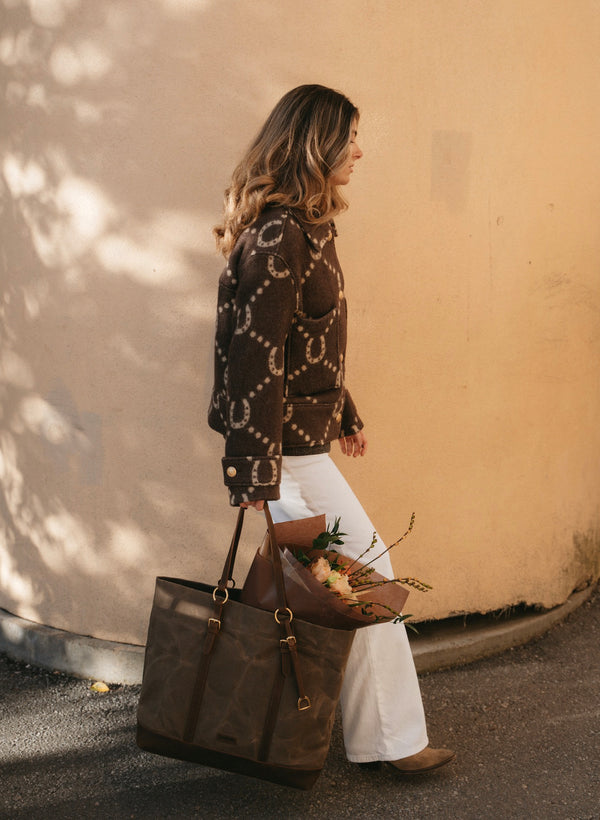 ADAMSBRO   LUXURY SHOPPER