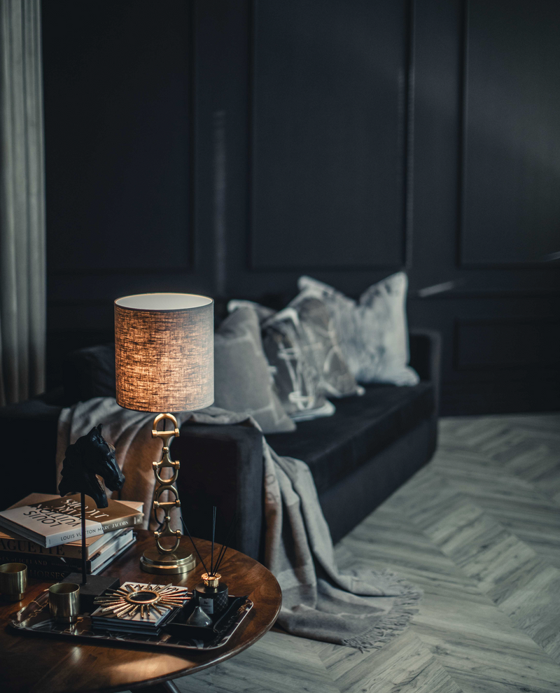 Snaffle Bit Lamp stand Brass including Lampshade in Black linnen.