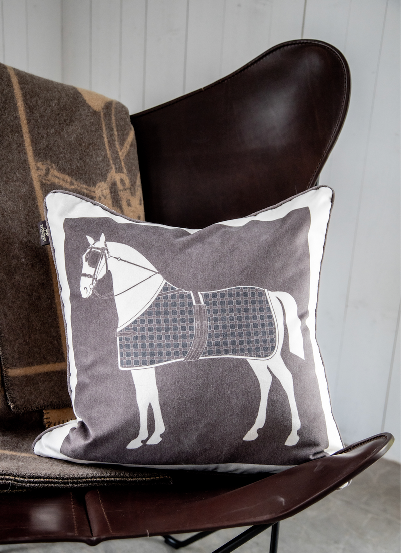 CLASSIC HORSE NEW LUXURY LINE BROWN