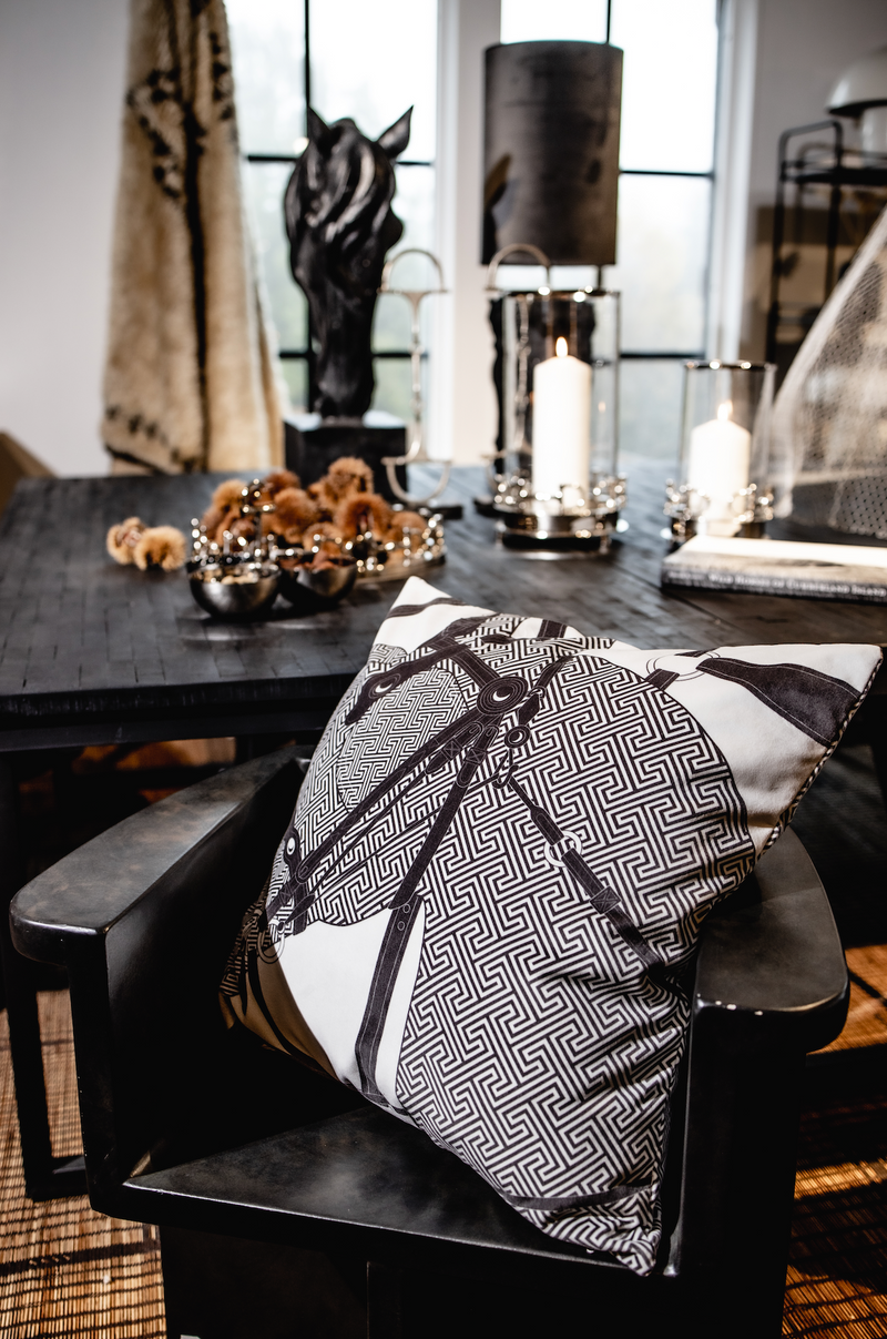 HERITAGE LUXE NEARLY BLACK NEW LUXURY LINE