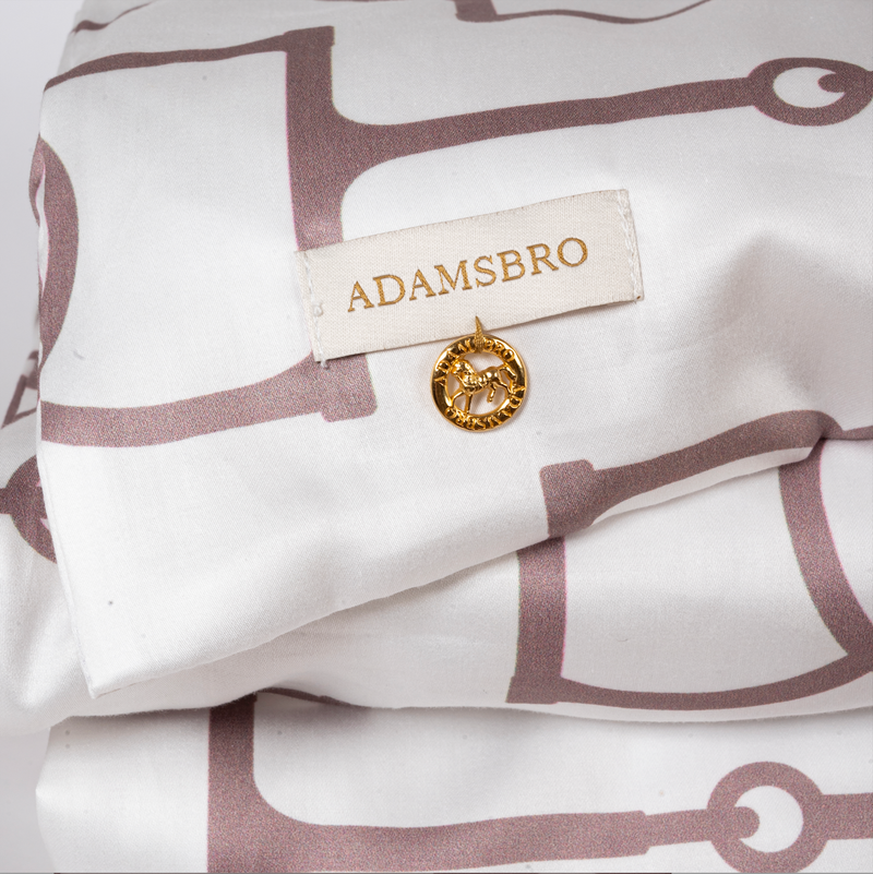 Exclusive duvet cover in the finest in cotton satin 53 IN X 79 IN + 31,5 X 31,5 IN